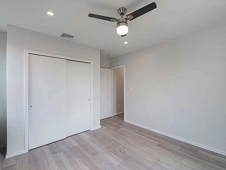 825 S 12th St #2 — Photo 22