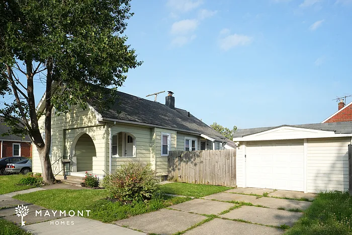 18714 Mohawk Ave — Photo 2