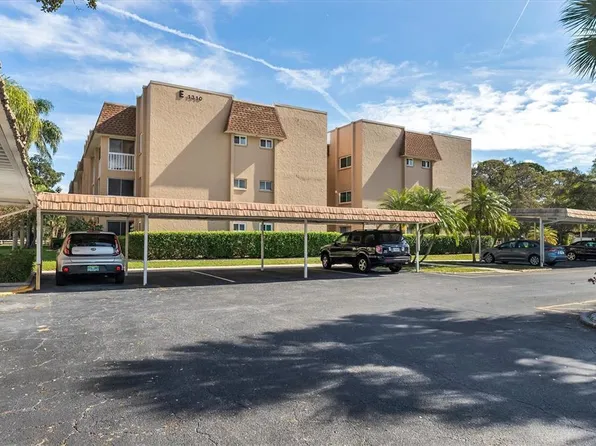 1310 Glen Oaks Dr E Unit 386, Sarasota, FL 34232