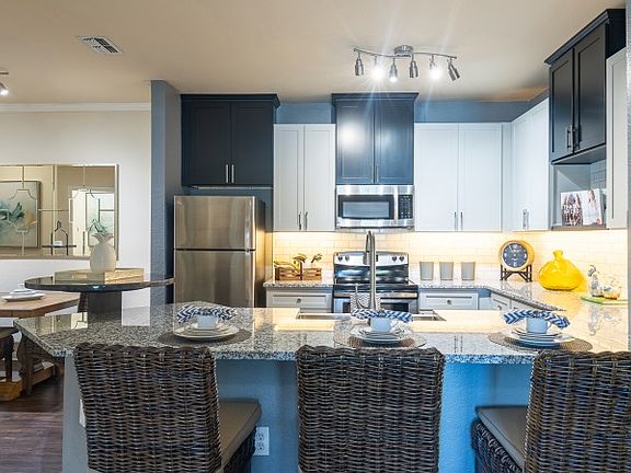 4th image of 2648 Bermuda Lake Dr #4-101B
