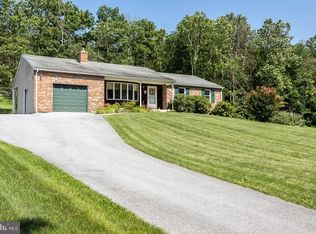 1085 Manatawny Rd, Boyertown, PA 19512