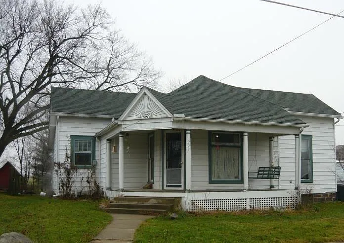 229 N Dean St photo 1