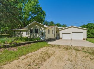 1925 175th Ave, Morley, MI 49336