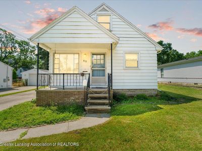 832 Irvington Ave, Lansing, MI, 48910