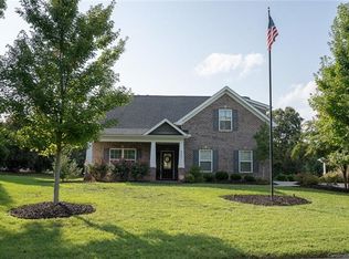 8307 Olde Stonegate Ln, Mint Hill, NC 28227