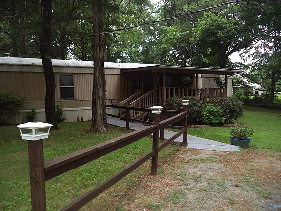 3rd image of 106 Grove Cir