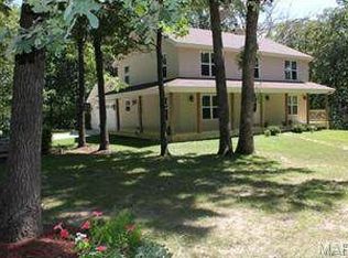 18 Chatteau Ct, Foristell, MO 63348