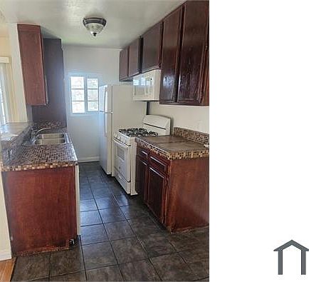 4th image of 14148 Erwin St #4