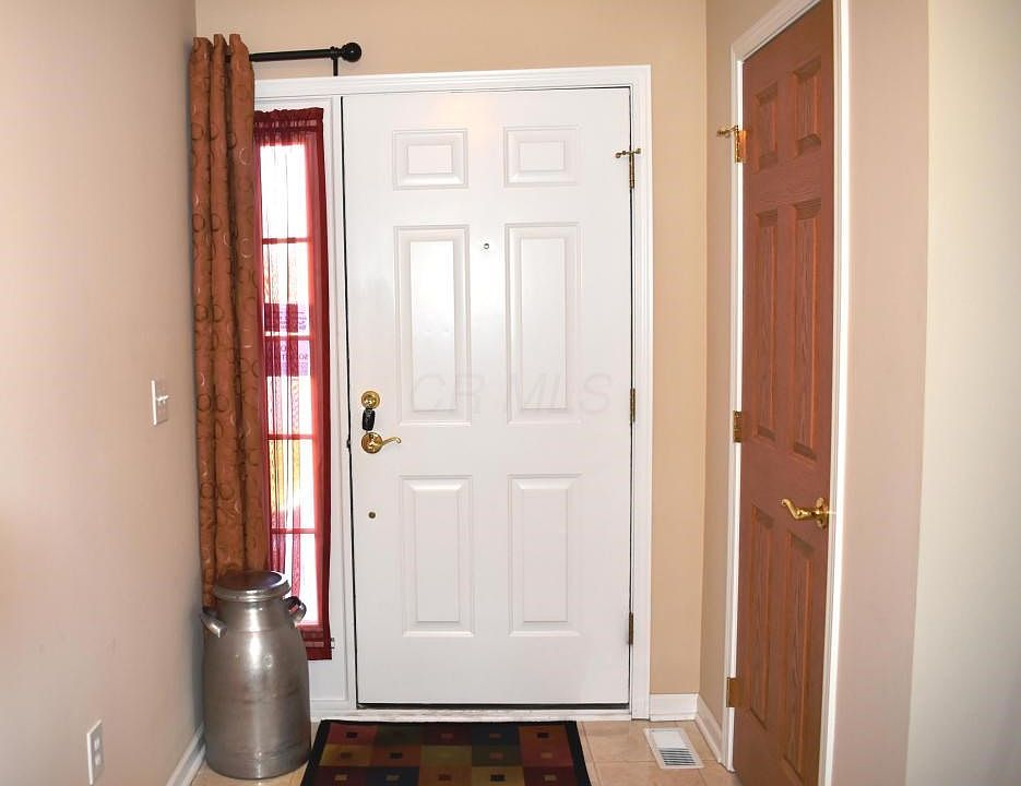 1st image of 450 Little Creek Dr