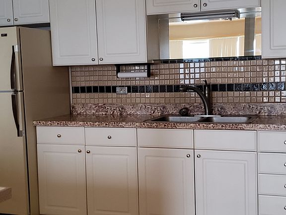 4th image of 1351 W Winnemac Ave