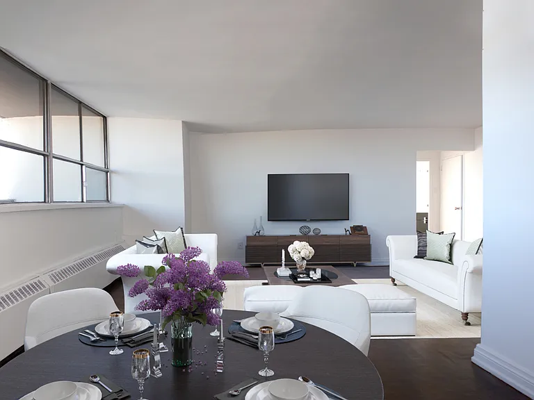 30 Hillsboro Ave — Photo 10