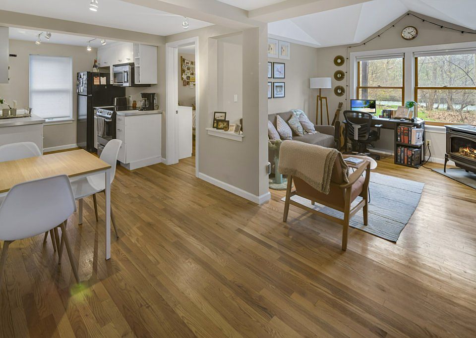 1st image of 233 Forest Home Dr