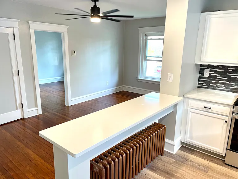 1317 W Broad St #C — Photo 8