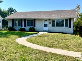 1706 Tanner Bridge Rd, Jefferson City, MO 65101