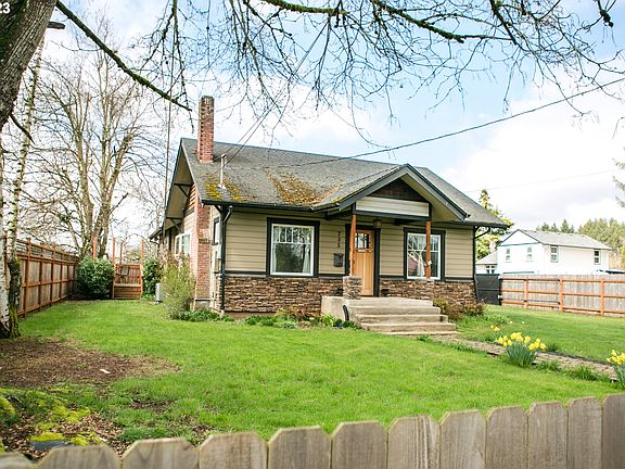 2nd image of 705 S Settlemier Ave