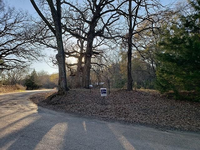 1st image of 110 Albacore Dr