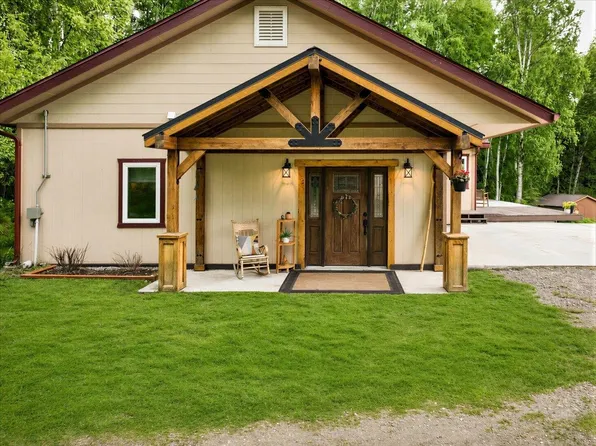 710 Birch Knoll Rd, Fairbanks, AK 99712