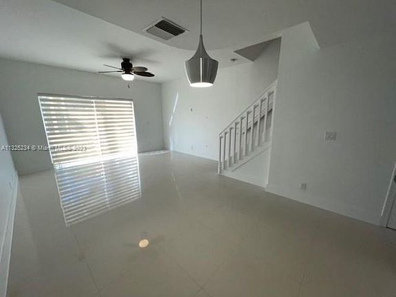 5th image of 35 Simonton Cir #35