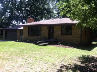 864 52nd St SW, Wyoming, MI 49509
