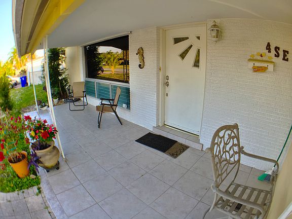 3rd image of 4 SE 11th Ct