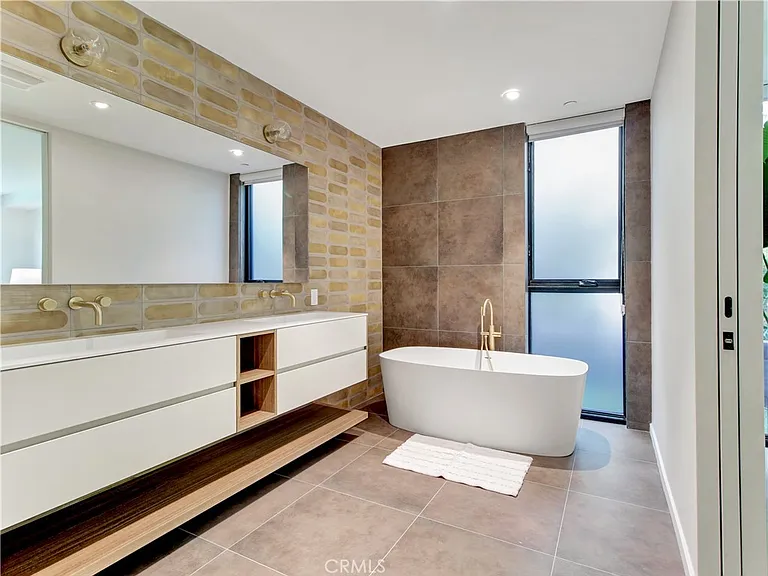 1618 Hilts Ave #103 — Photo 30