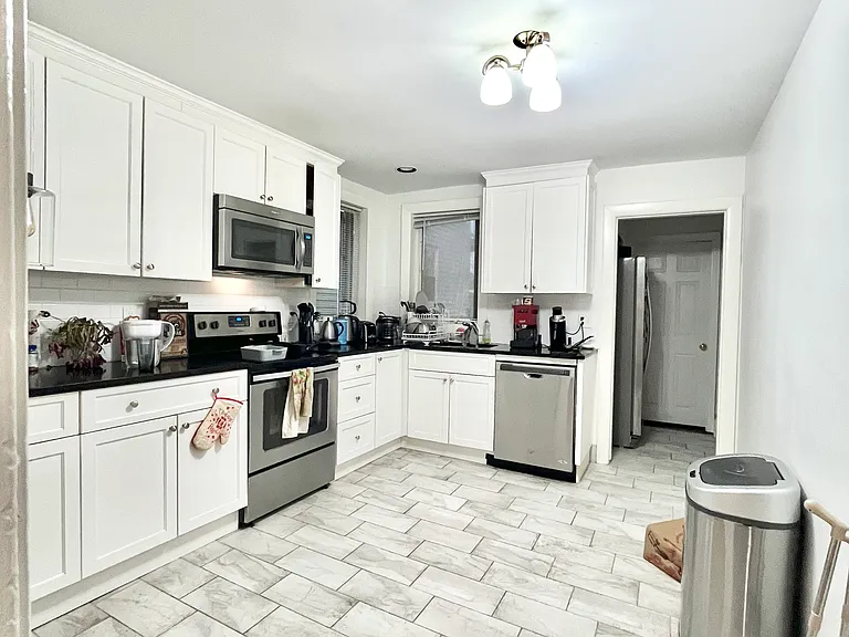 39 Saint Paul St #1 — Photo 3