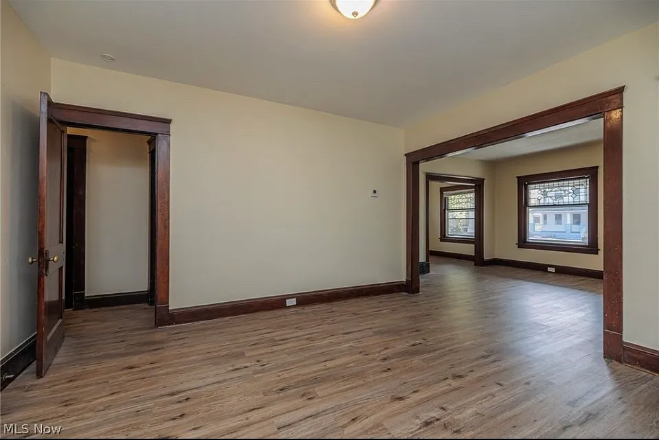 2 bed, 1100 sqft, $1,200 — Photo 4