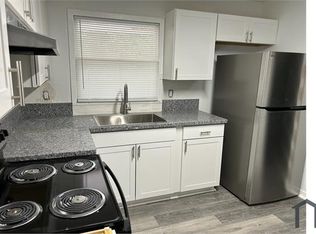 725 W Sherwood Dr, Charleston, SC 29407