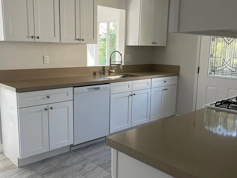 4803 Lowell Ave — Photo 3