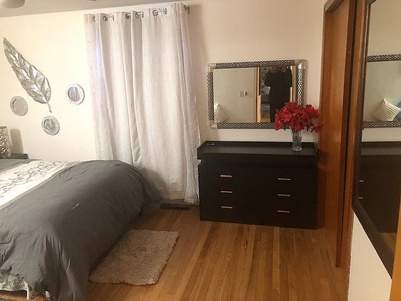 5th image of 12 Brookside Ave W #1