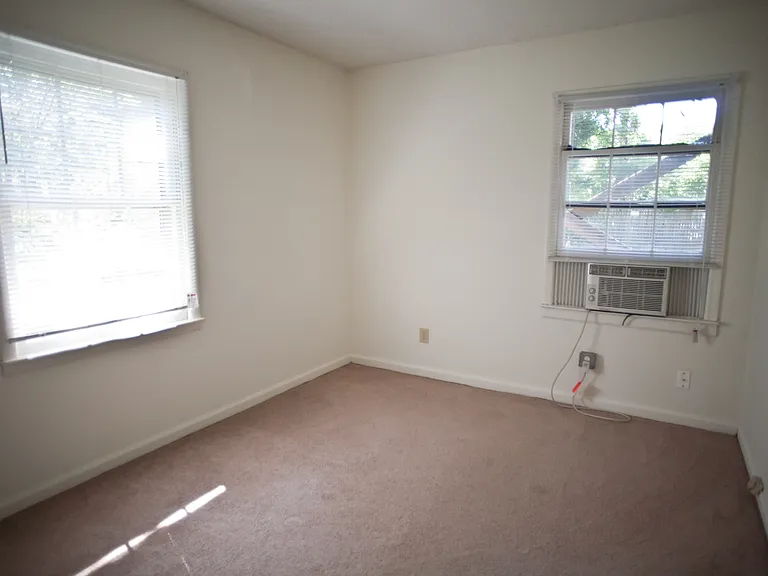 212-1B McCauley St — Photo 10