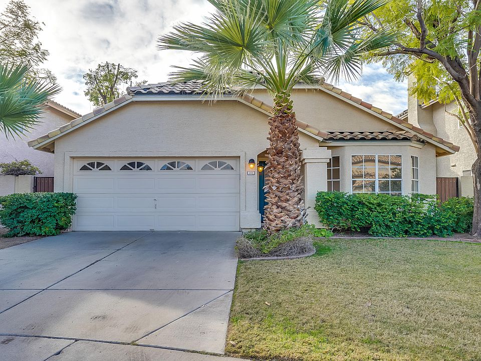 1st image of 3111 W Baylor Ln