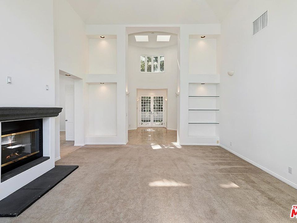 1st image of 24953 Palmilla Dr