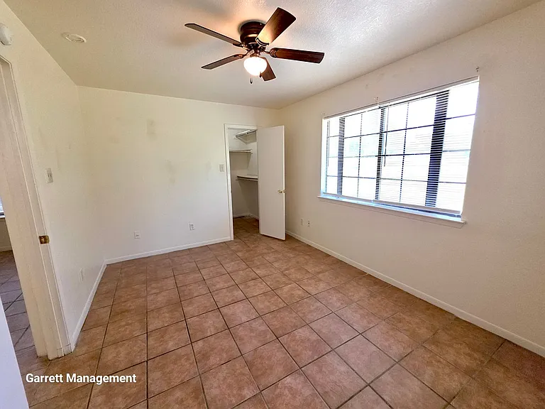 1705 Taylor St — Photo 13