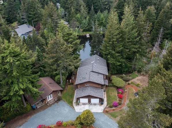 88600 Trout Pond Ln, Bandon, OR 97411