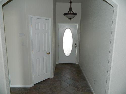 5th image of 4710 Shumard Dr