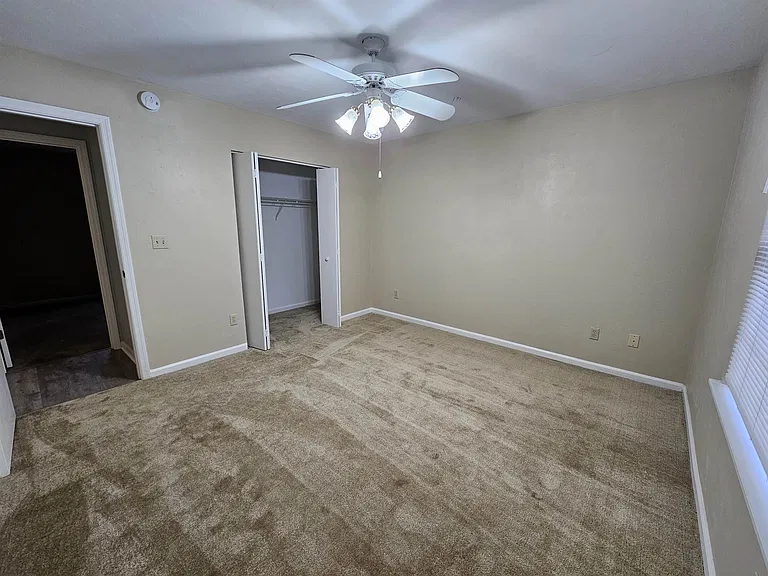 8224 Hunters Ridge Trl — Photo 25
