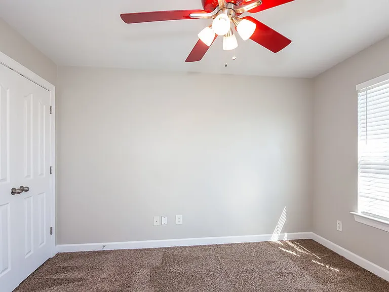 2870 Island Point Dr NW — Photo 15