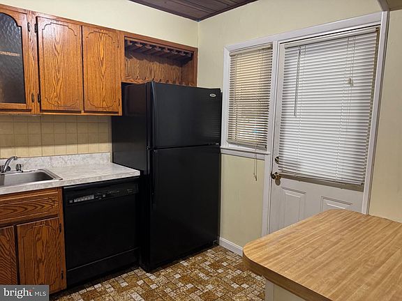 4th image of 2216 Ellen Ave