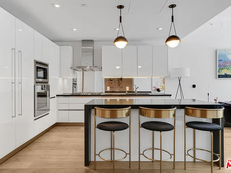 9000 W 3rd St #104 — Photo 7