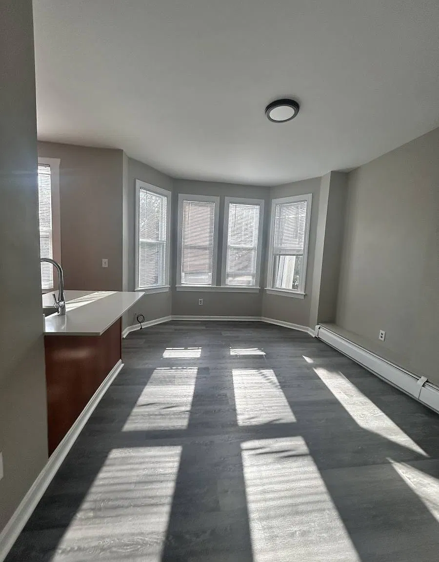 181 Washington Ave — Photo 1