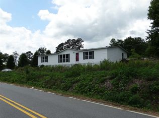 960 Flat Shoals Rd, Walhalla, SC 29691