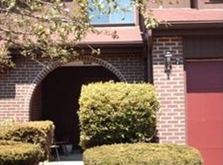 7 Tamarack Ln, Peabody, MA 01960