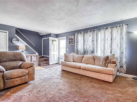 3rd image of 7970 Mentor Ave APT B2