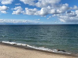 784 S Lamkin Rd, Harbor Springs, MI 49740