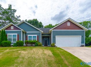 1051 Sandy Springs Rd NW, Huntsville, AL 35806