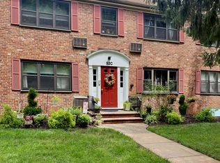 52 Sandra Cir APT C3, Westfield, NJ 07090
