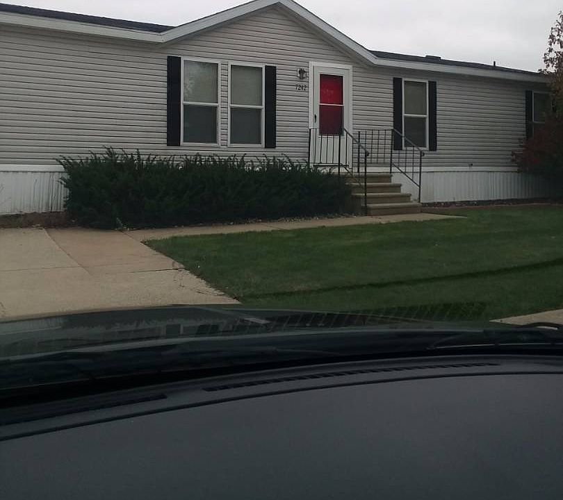1st image of 7242 Equine Ln SE