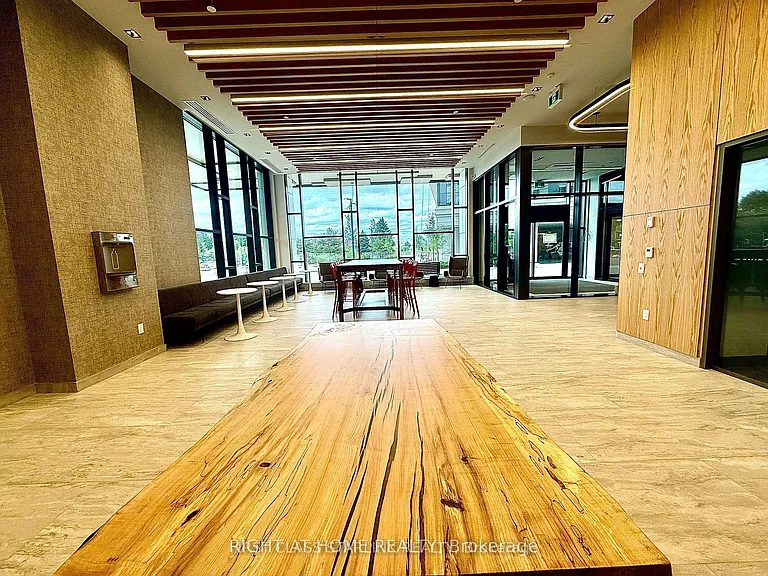 2485 Eglinton Ave W #1401 — Photo 8