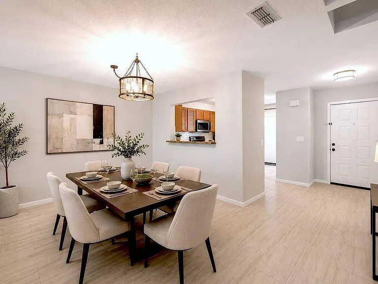 641 Maple Oak Cir #101 — Photo 10